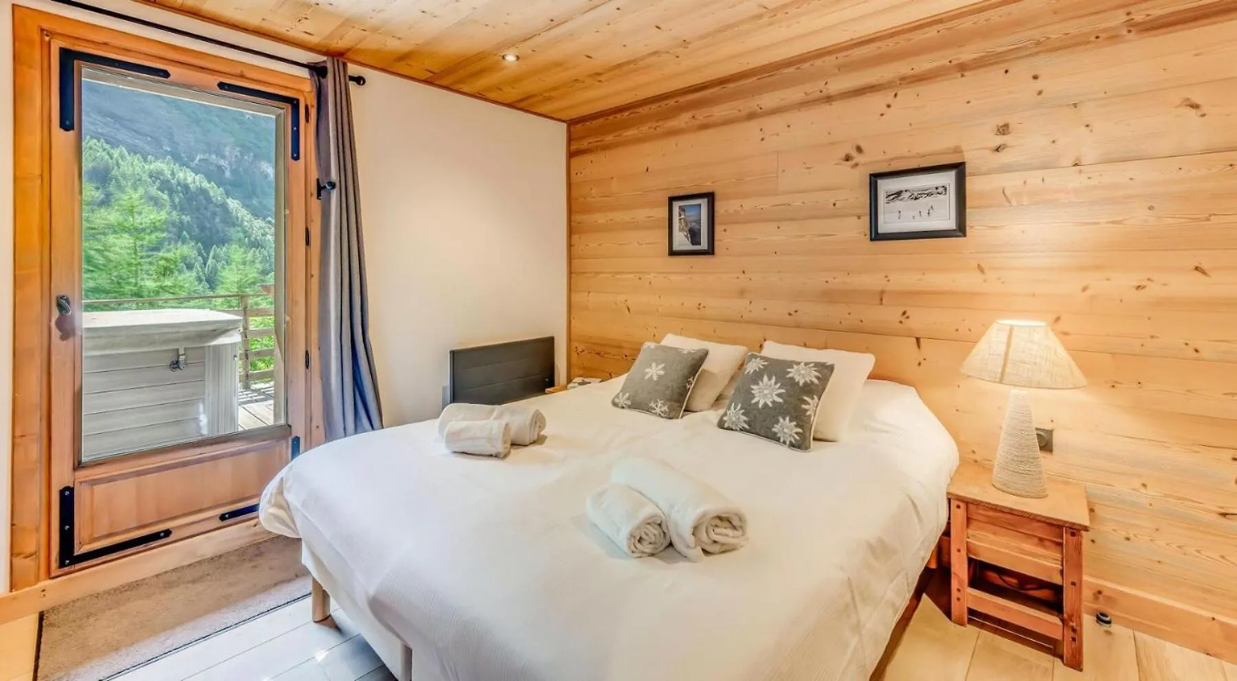 Chalet Napoleon - Chalet - 108M2 - 5 Chambres, 5 Salles De Bain Mae-2014